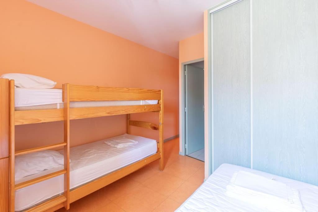 Cabana & Le Gite De Domange - Proche Macon Igé Exteriör bild